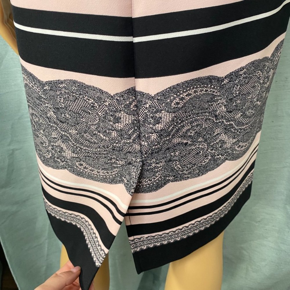 Maglia Empire Waist Pink & Black Lace Print - Picture 4 of 10